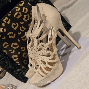 Jennifer Lopez Platform Heels Size 7.5